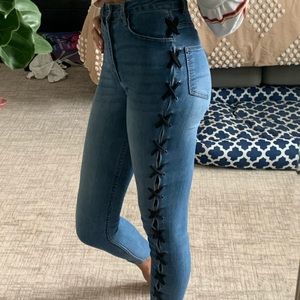 Stretchy skinny jeans with black detail